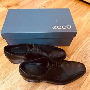 Ecco Melbourne